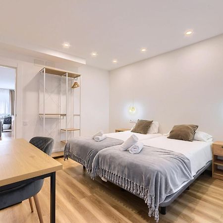 Deustown Apartamentos ビルバオ エクステリア 写真