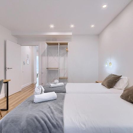 Deustown Apartamentos ビルバオ エクステリア 写真