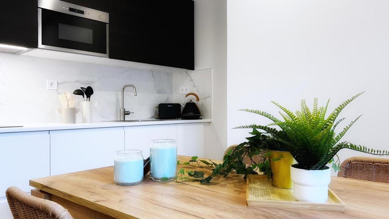 Deustown Apartamentos ビルバオ エクステリア 写真