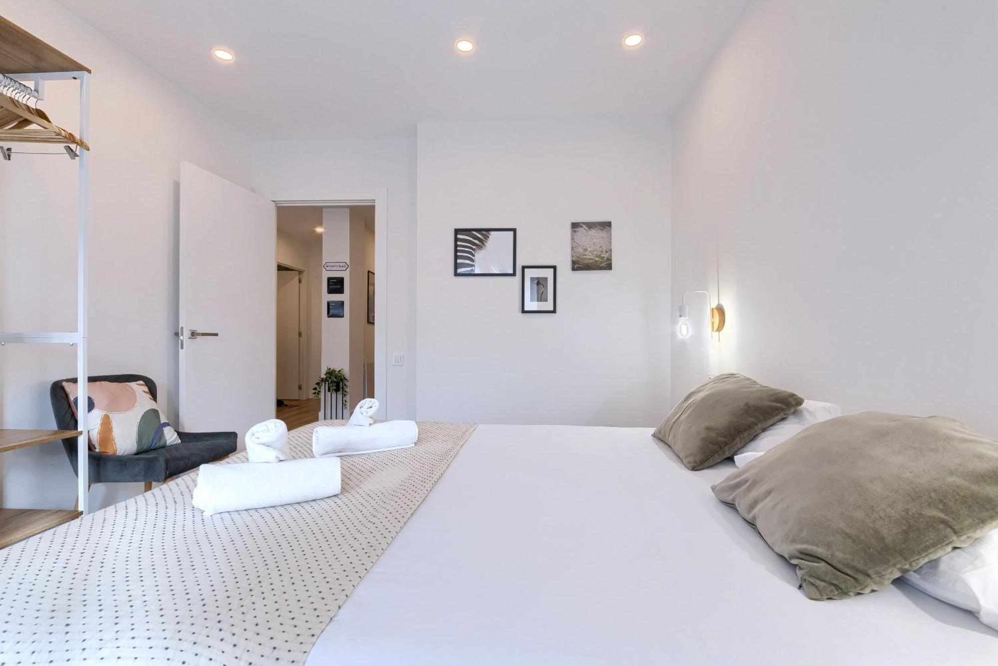 Deustown Apartamentos ビルバオ エクステリア 写真
