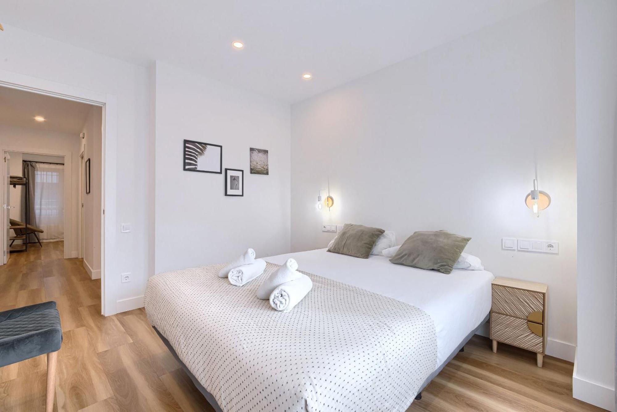 Deustown Apartamentos ビルバオ エクステリア 写真