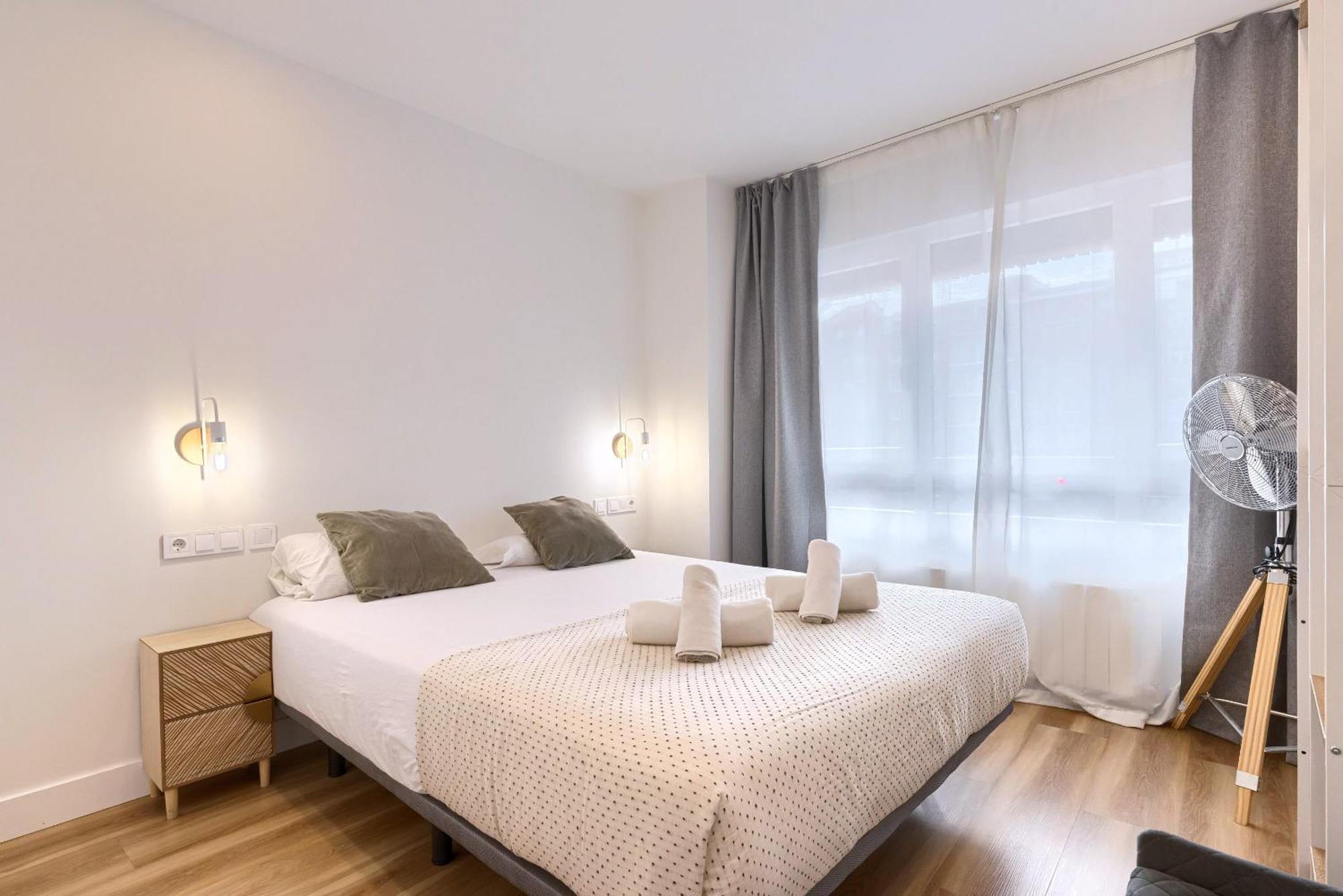 Deustown Apartamentos ビルバオ エクステリア 写真