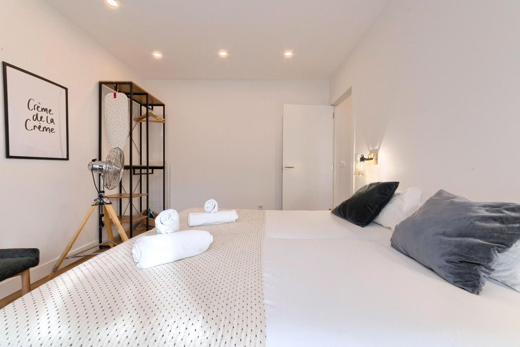 Deustown Apartamentos ビルバオ エクステリア 写真