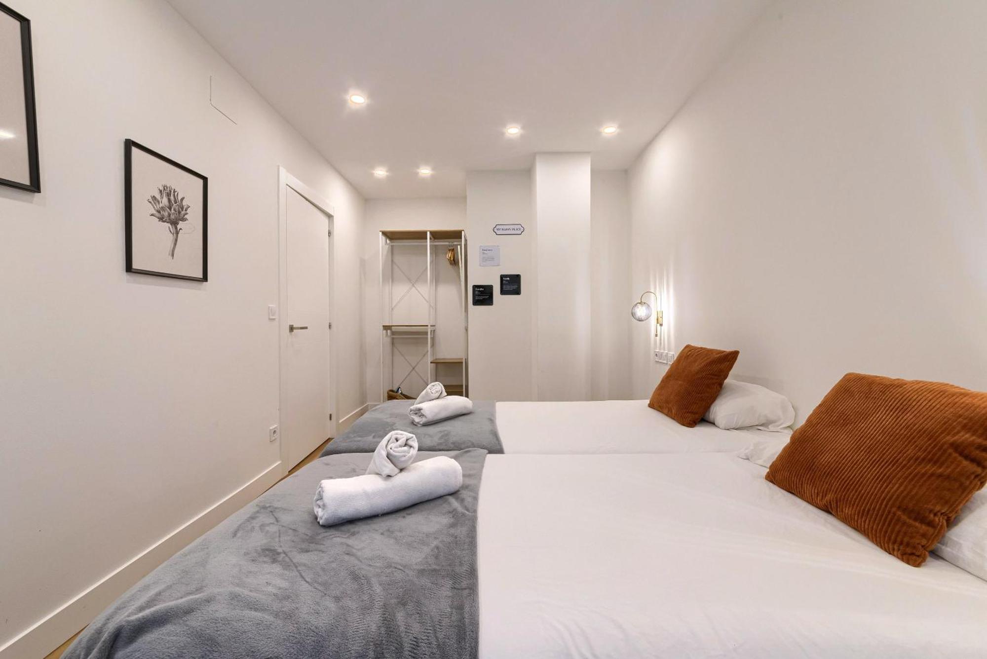 Deustown Apartamentos ビルバオ エクステリア 写真