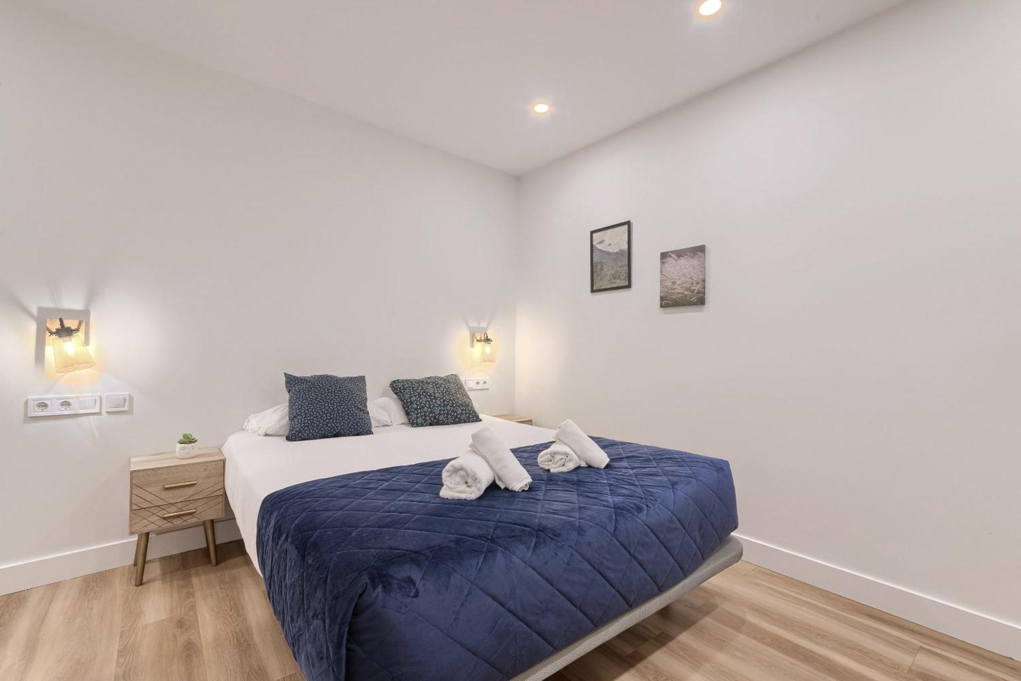 Deustown Apartamentos ビルバオ エクステリア 写真