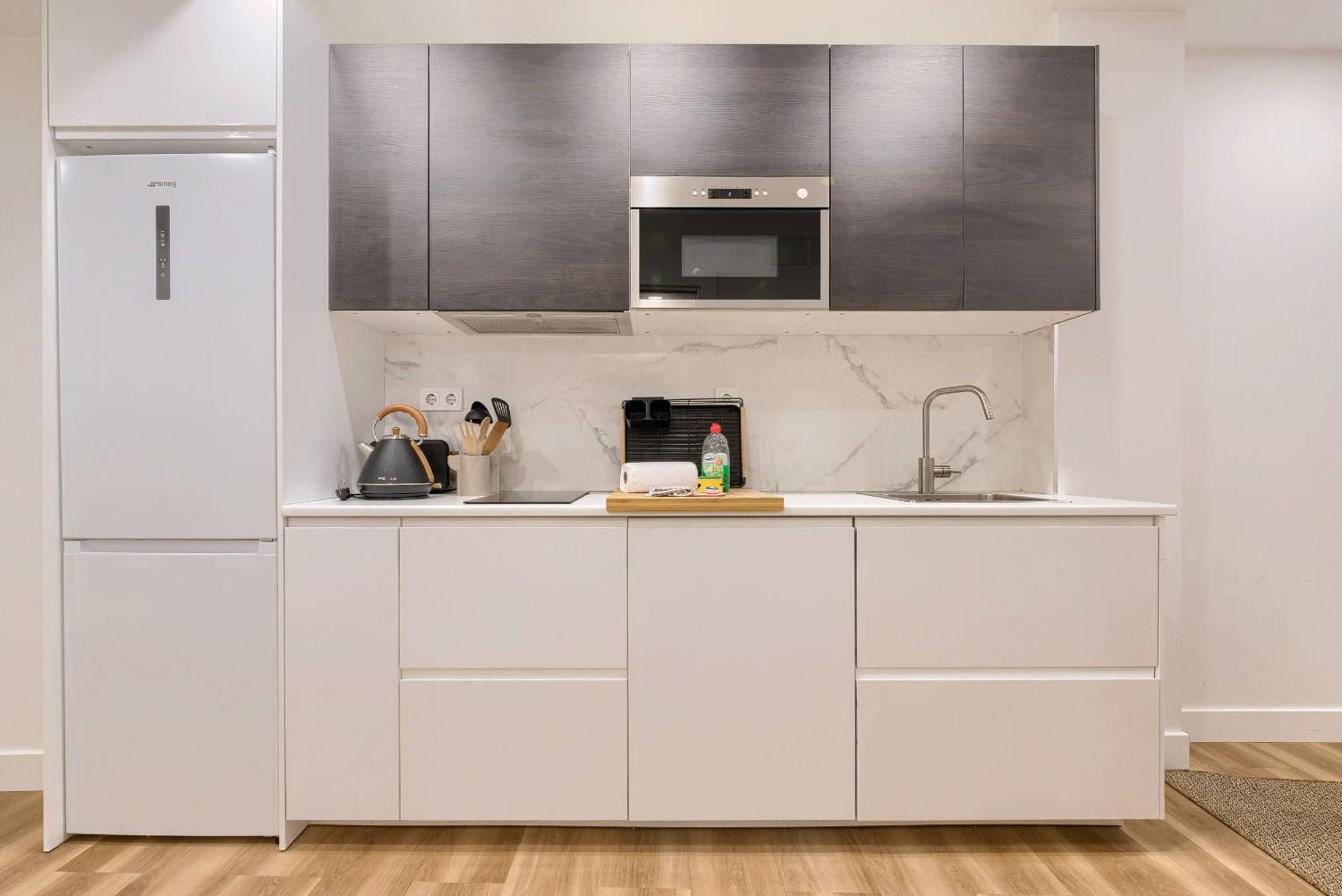 Deustown Apartamentos ビルバオ エクステリア 写真