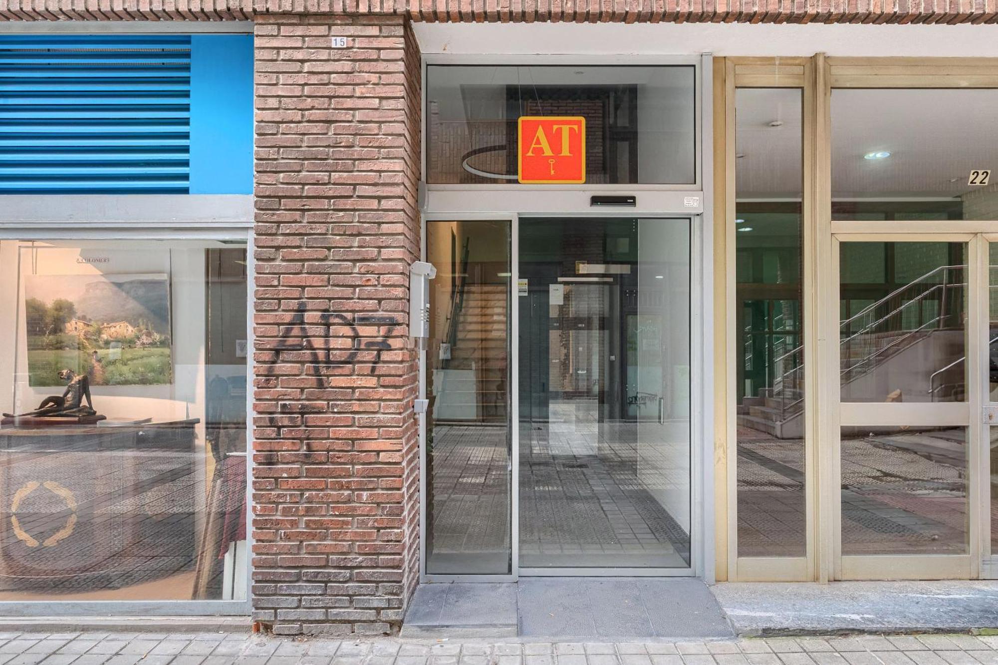 Deustown Apartamentos ビルバオ エクステリア 写真